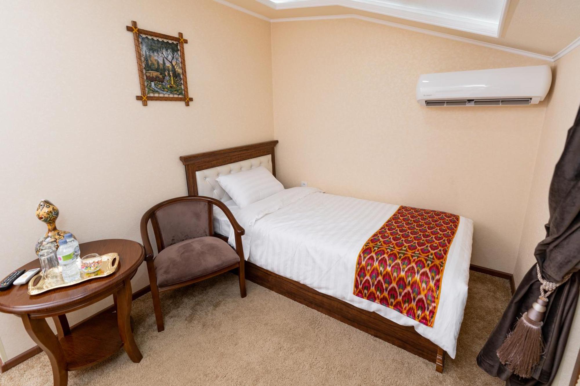 סמרקנד Crystal Guest House מראה חיצוני תמונה