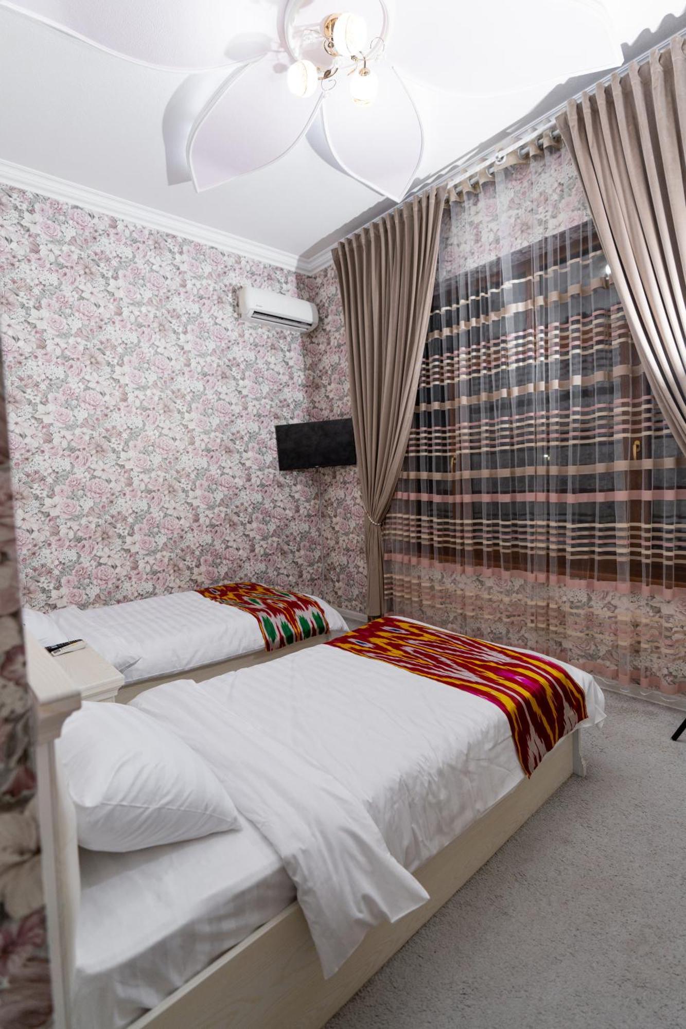 סמרקנד Crystal Guest House מראה חיצוני תמונה